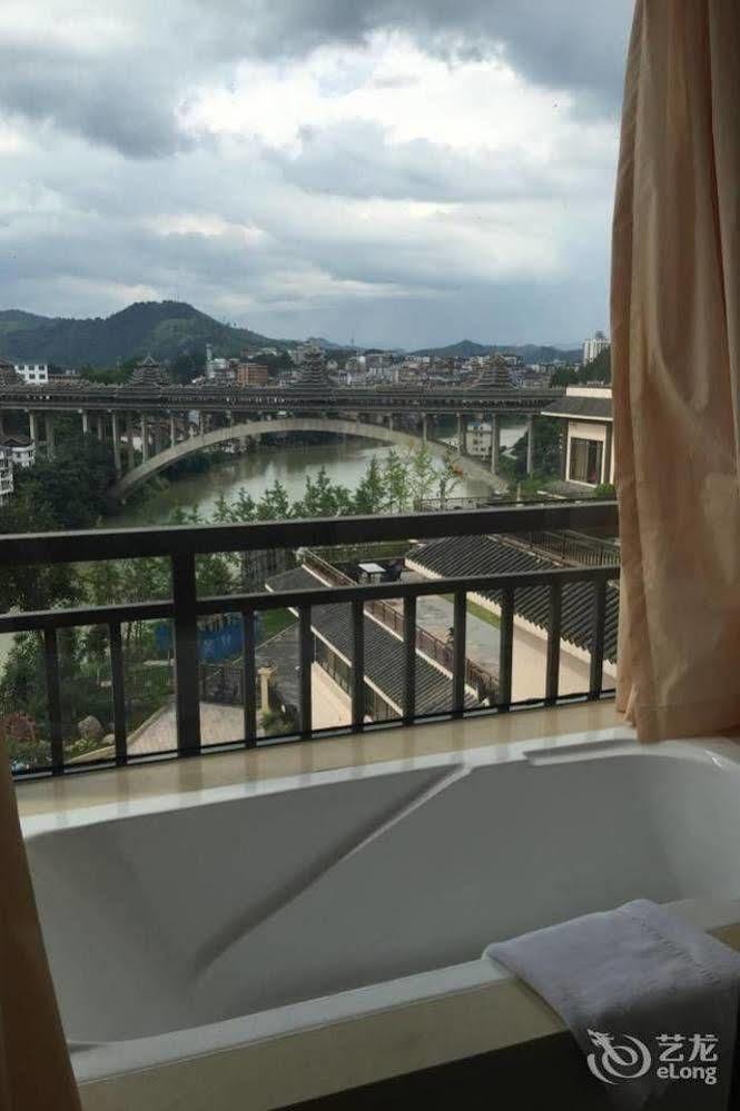 Liuzhou Sanjiangxian Dongxiangguo Hotel Экстерьер фото