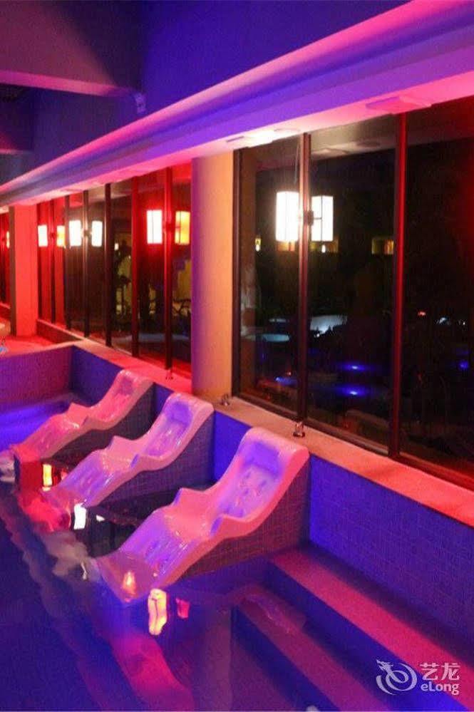 Liuzhou Sanjiangxian Dongxiangguo Hotel Экстерьер фото